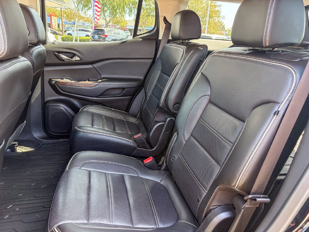 2020 GMC Acadia Denali