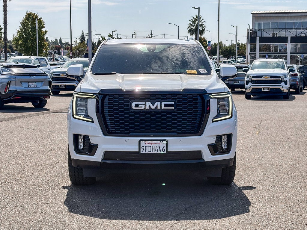 2022 GMC Yukon SLT