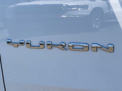 2023 GMC Yukon SLT