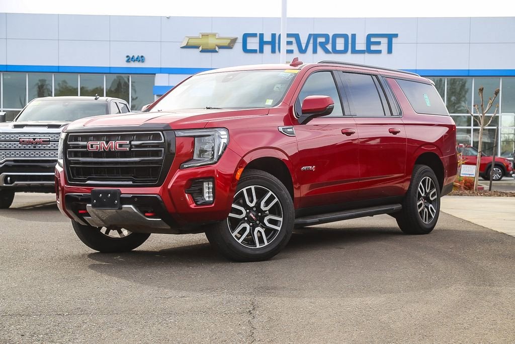 2022 GMC Yukon XL AT4