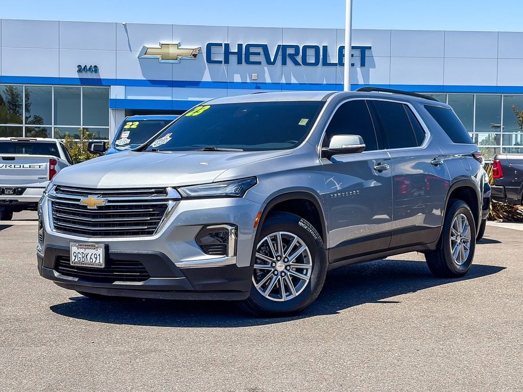 2023 Chevrolet Traverse LT Cloth