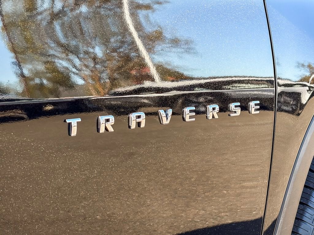 2021 Chevrolet Traverse LS