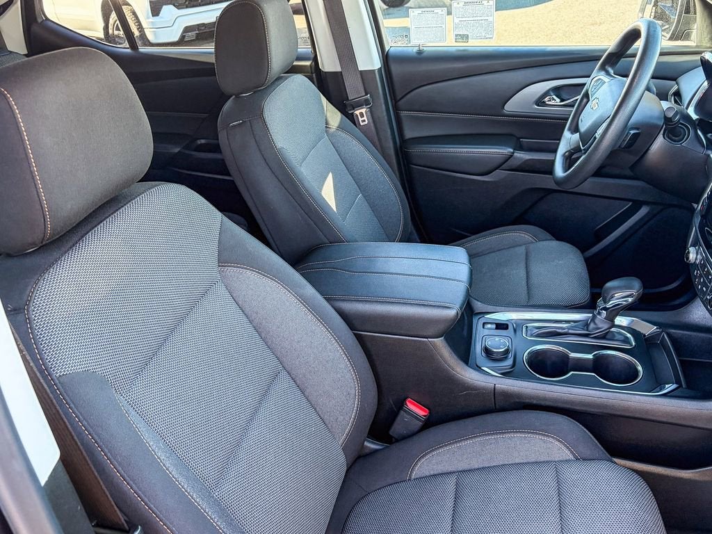 2021 Chevrolet Traverse LS