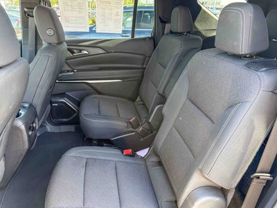 2024 Chevrolet Traverse LT