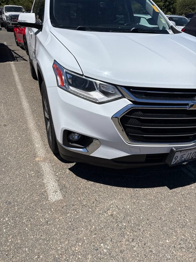 2020 Chevrolet Traverse LT Leather
