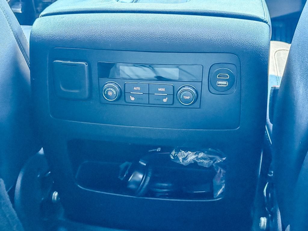 2015 Chevrolet Suburban LTZ
