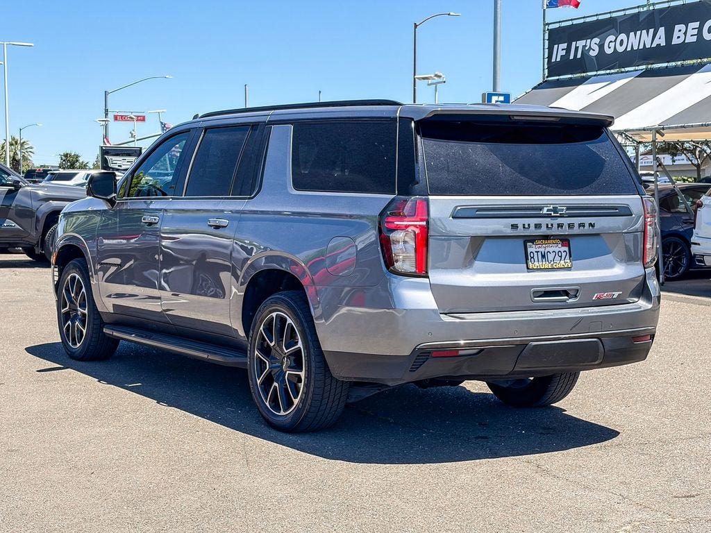 2021 Chevrolet Suburban RST