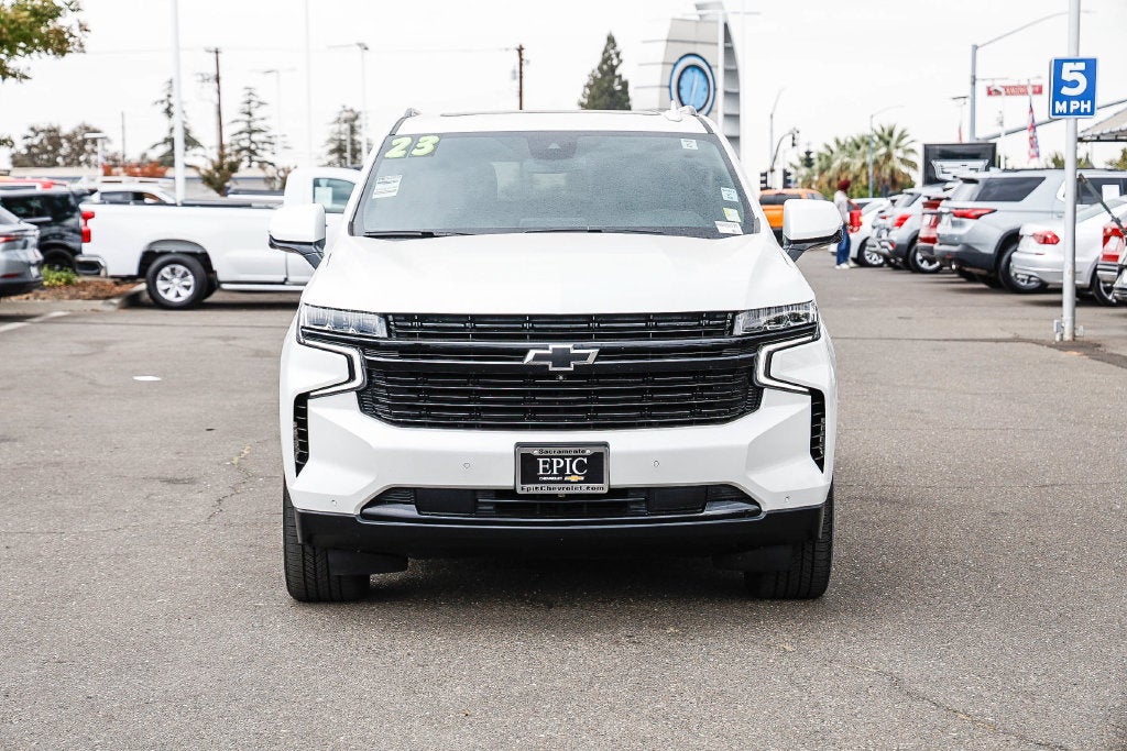 2023 Chevrolet Suburban RST