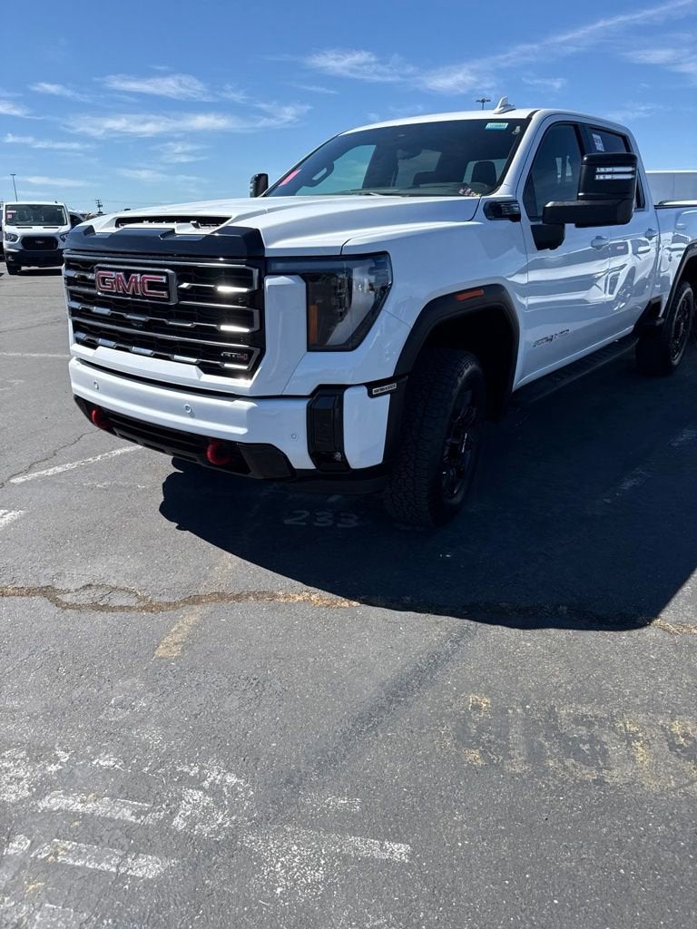 2025 GMC Sierra 2500 HD AT4