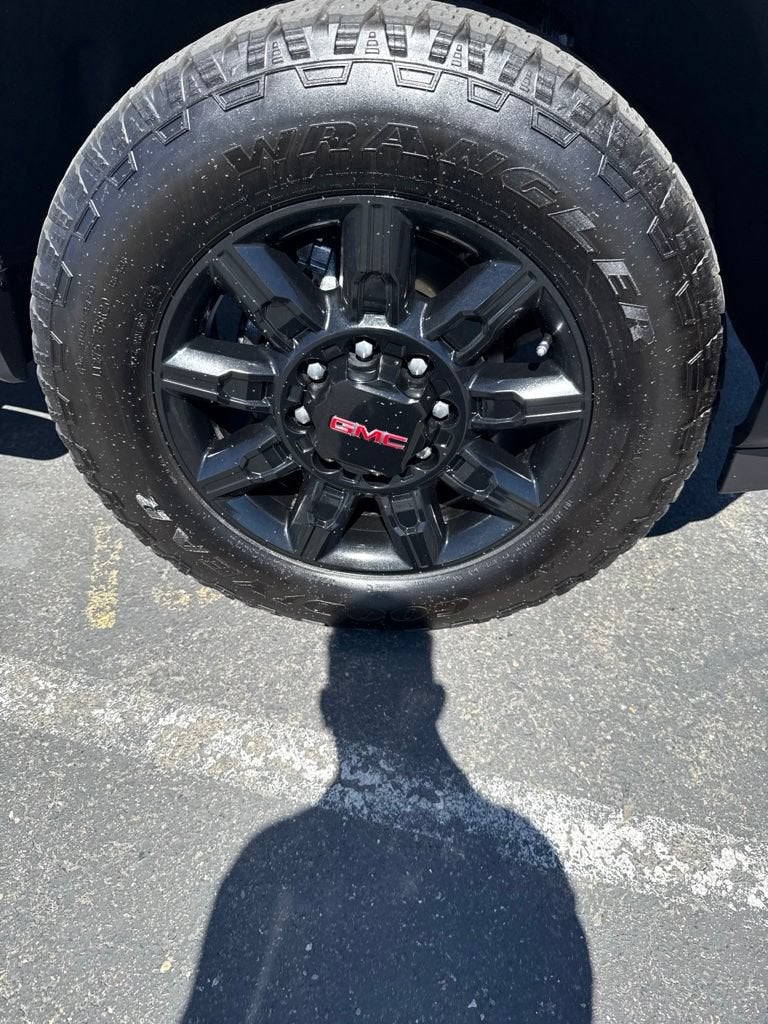 2025 GMC Sierra 2500 HD AT4