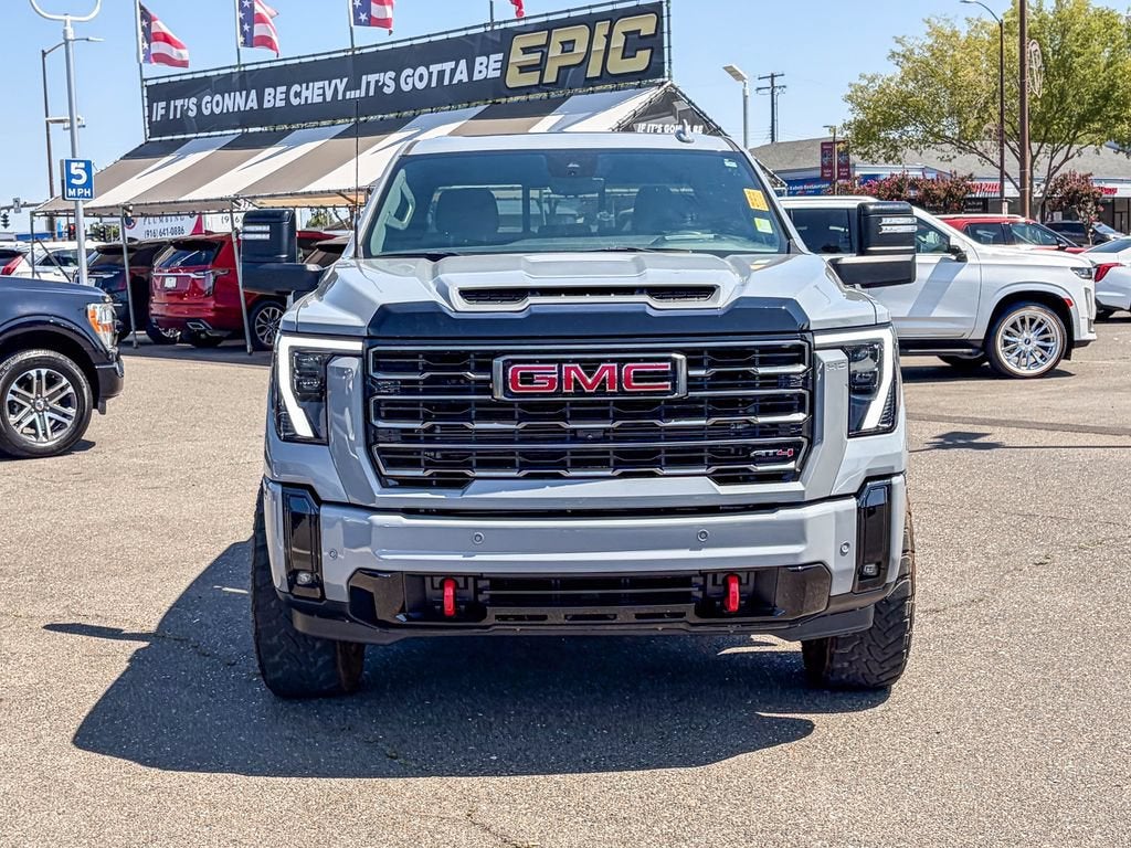 2025 GMC Sierra 2500 HD AT4