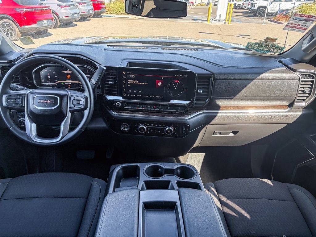 2024 GMC Sierra 1500 SLE