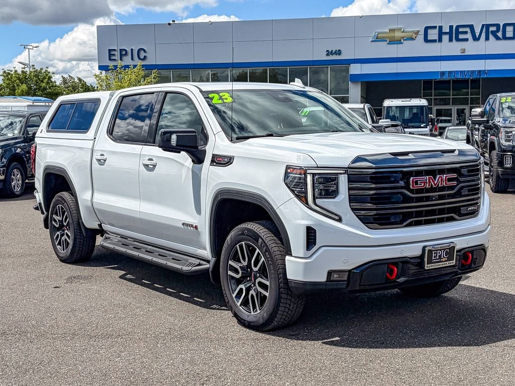 2023 GMC Sierra 1500 AT4