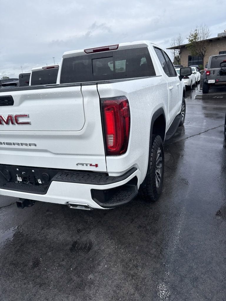 2022 GMC Sierra 1500 AT4