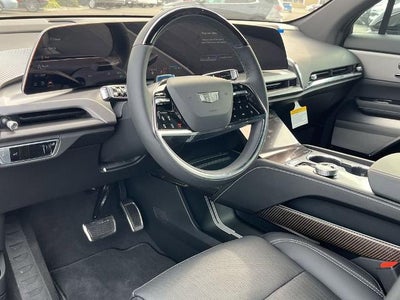 2026 Cadillac VISTIQ Luxury