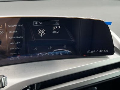 2026 Cadillac VISTIQ Sport