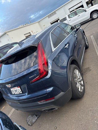 2020 Cadillac XT4 Premium Luxury