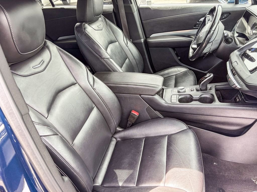 2020 Cadillac XT4 Premium Luxury