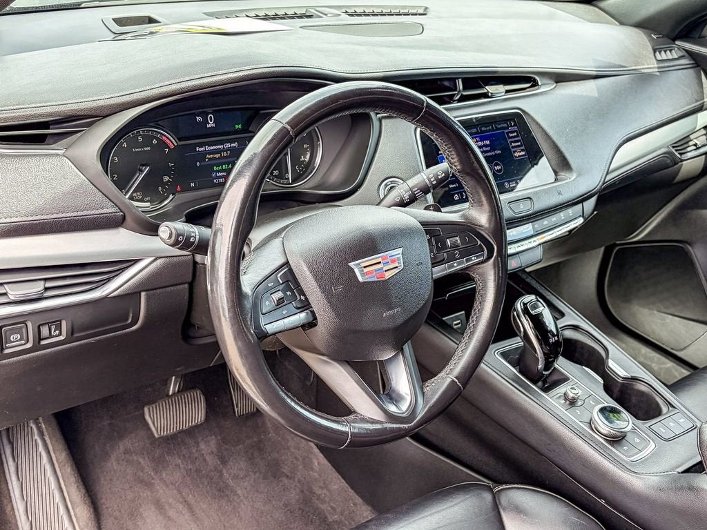 2020 Cadillac XT4 Premium Luxury