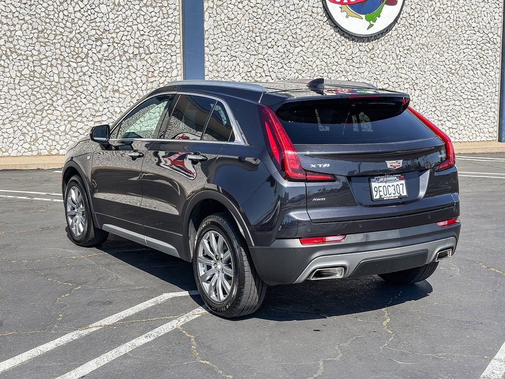 2023 Cadillac XT4 Premium Luxury