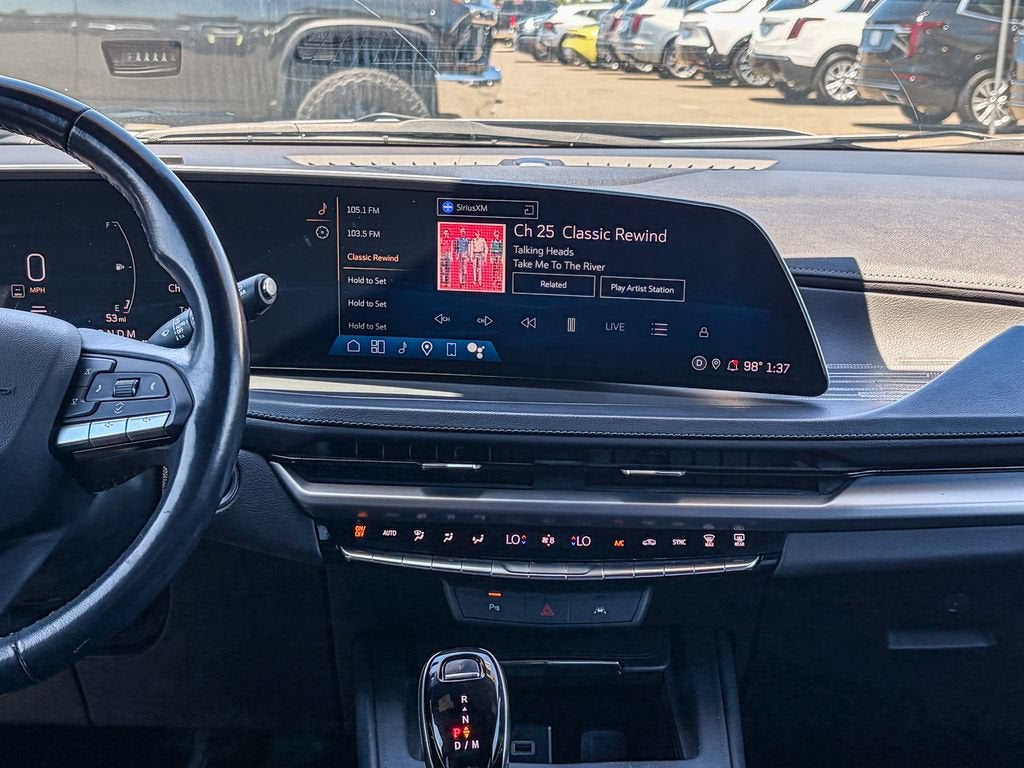 2024 Cadillac XT4 Premium Luxury
