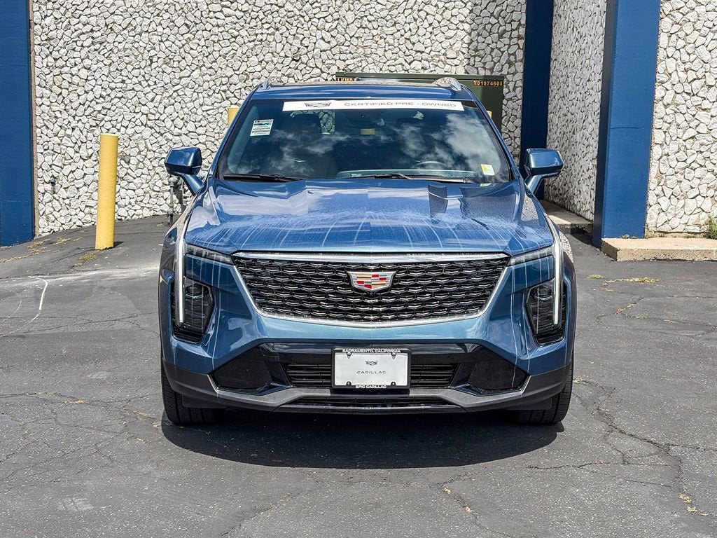 2025 Cadillac XT4 Premium Luxury