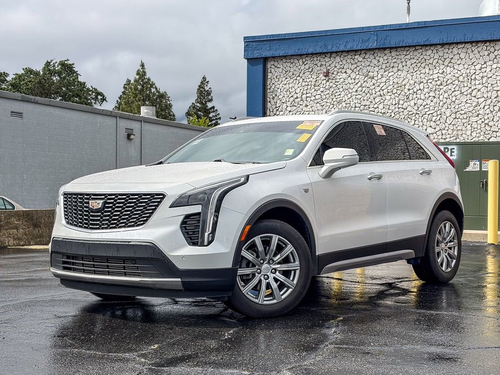 2023 Cadillac XT4 Premium Luxury