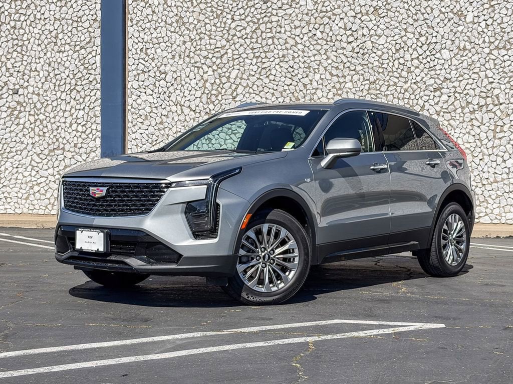 2024 Cadillac XT4 Premium Luxury