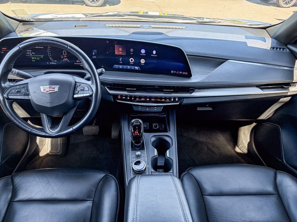 2024 Cadillac XT4 Premium Luxury