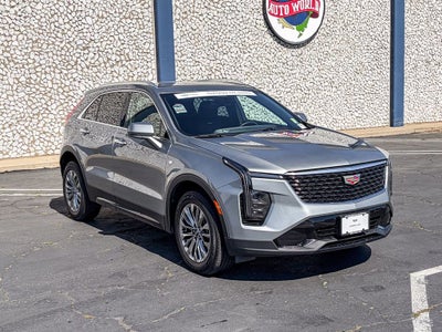 2024 Cadillac XT4 Premium Luxury