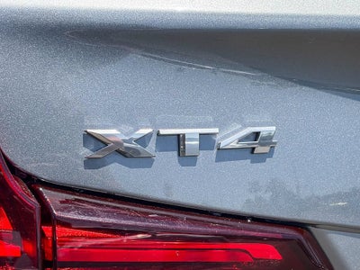 2024 Cadillac XT4 Premium Luxury