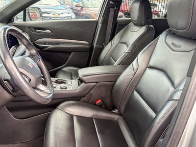 2024 Cadillac XT4 Premium Luxury