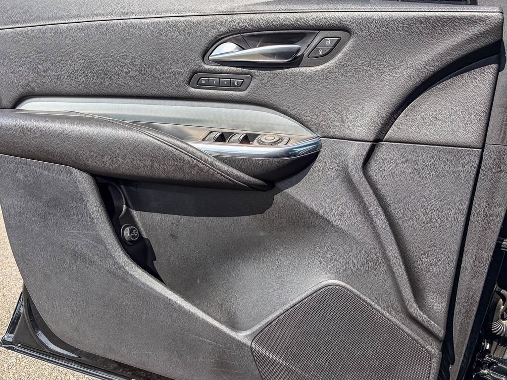 2020 Cadillac XT4 Premium Luxury