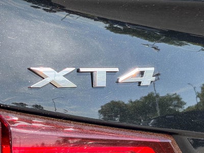 2020 Cadillac XT4 Premium Luxury