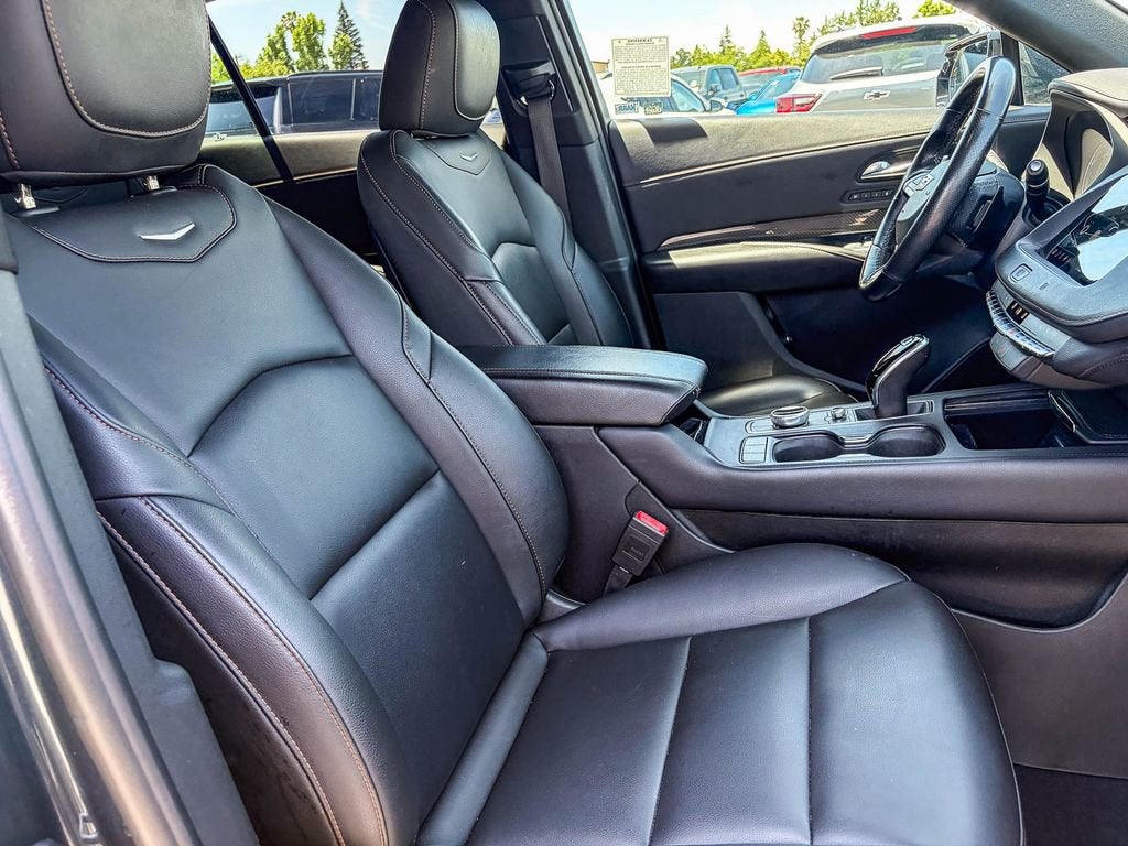 2021 Cadillac XT4 FWD Sport
