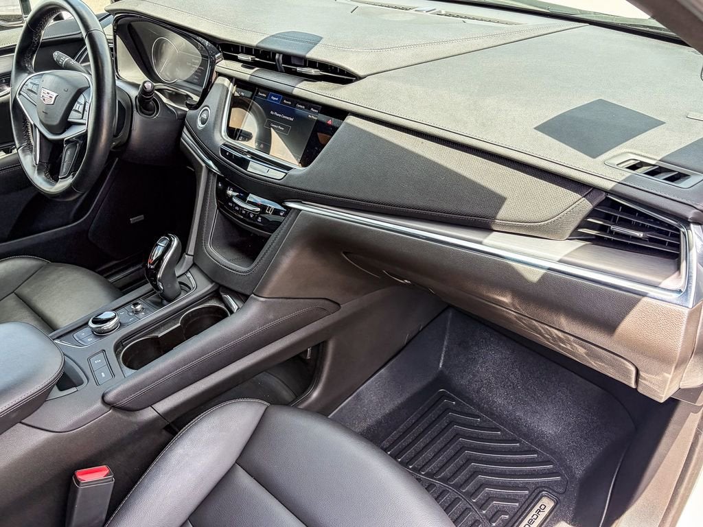 2023 Cadillac XT5 Luxury