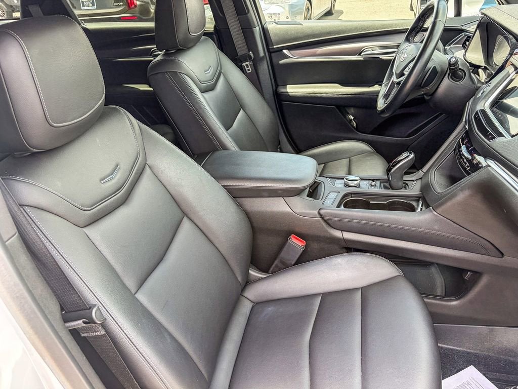 2023 Cadillac XT5 Luxury