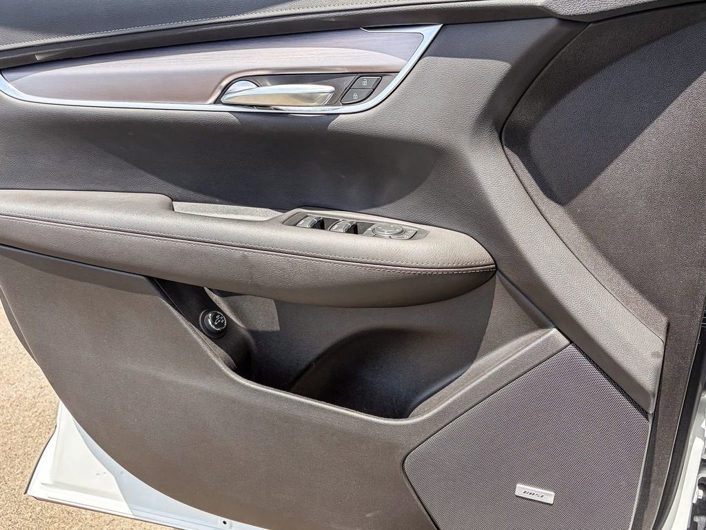 2023 Cadillac XT5 Luxury
