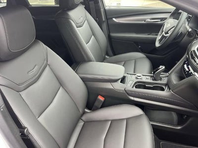 2026 Cadillac XT5 Luxury