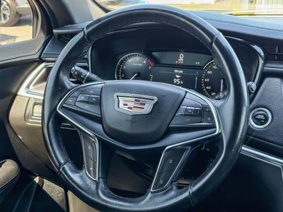 2022 Cadillac XT5 Luxury