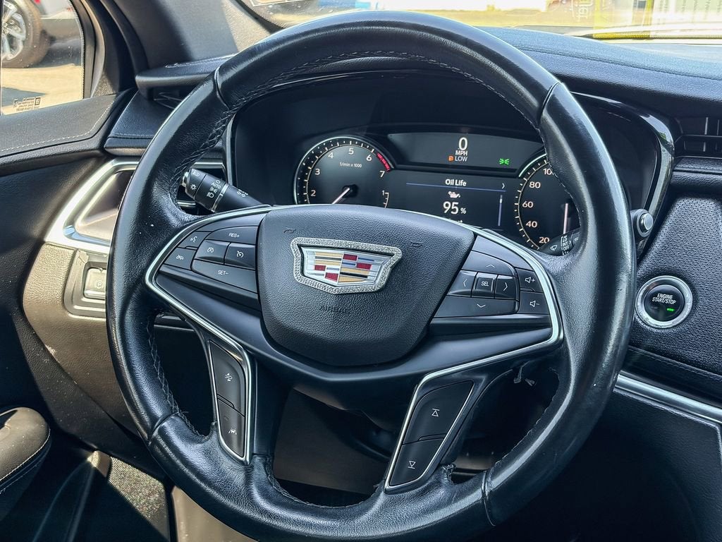 2022 Cadillac XT5 Luxury