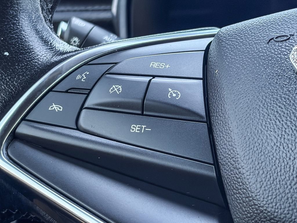 2022 Cadillac XT5 Luxury