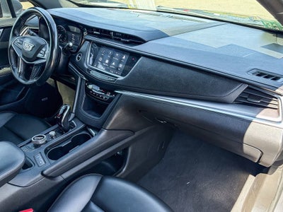 2022 Cadillac XT5 Luxury