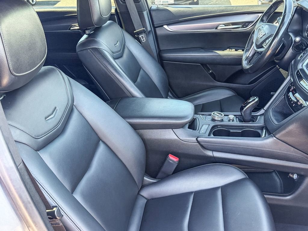 2022 Cadillac XT5 Luxury