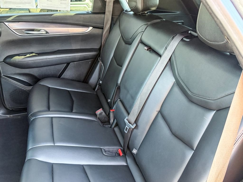 2022 Cadillac XT5 Luxury