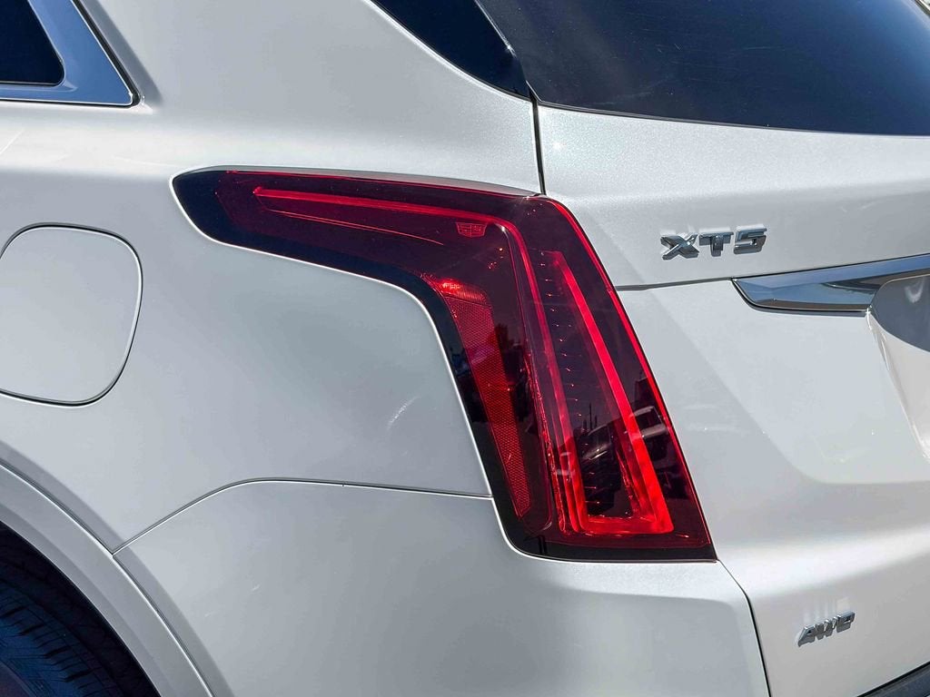 2023 Cadillac XT5 Luxury