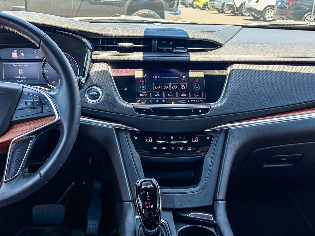 2023 Cadillac XT5 Premium Luxury