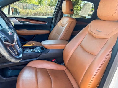 2023 Cadillac XT5 Premium Luxury