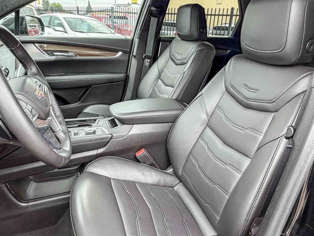 2023 Cadillac XT5 Premium Luxury