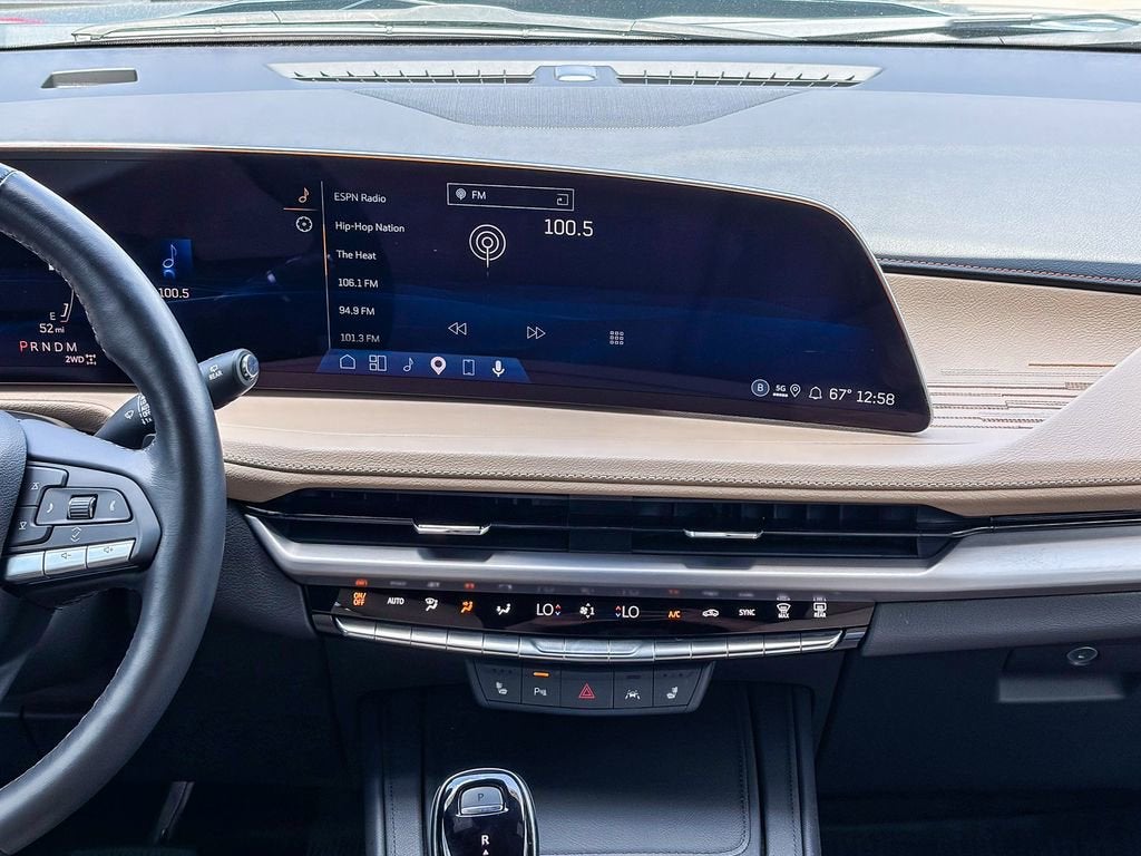 2023 Cadillac XT6 Luxury